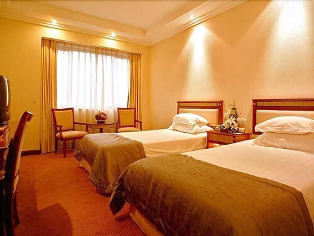 Shanghai Hotel Jin Jiang Exterior photo